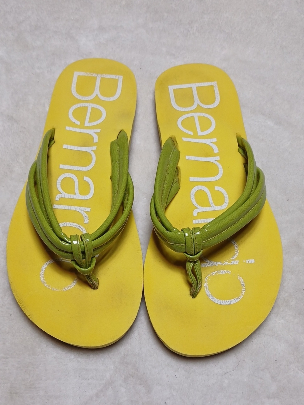 Bernardo Yellow Flip Flops with Green Straps Size 9